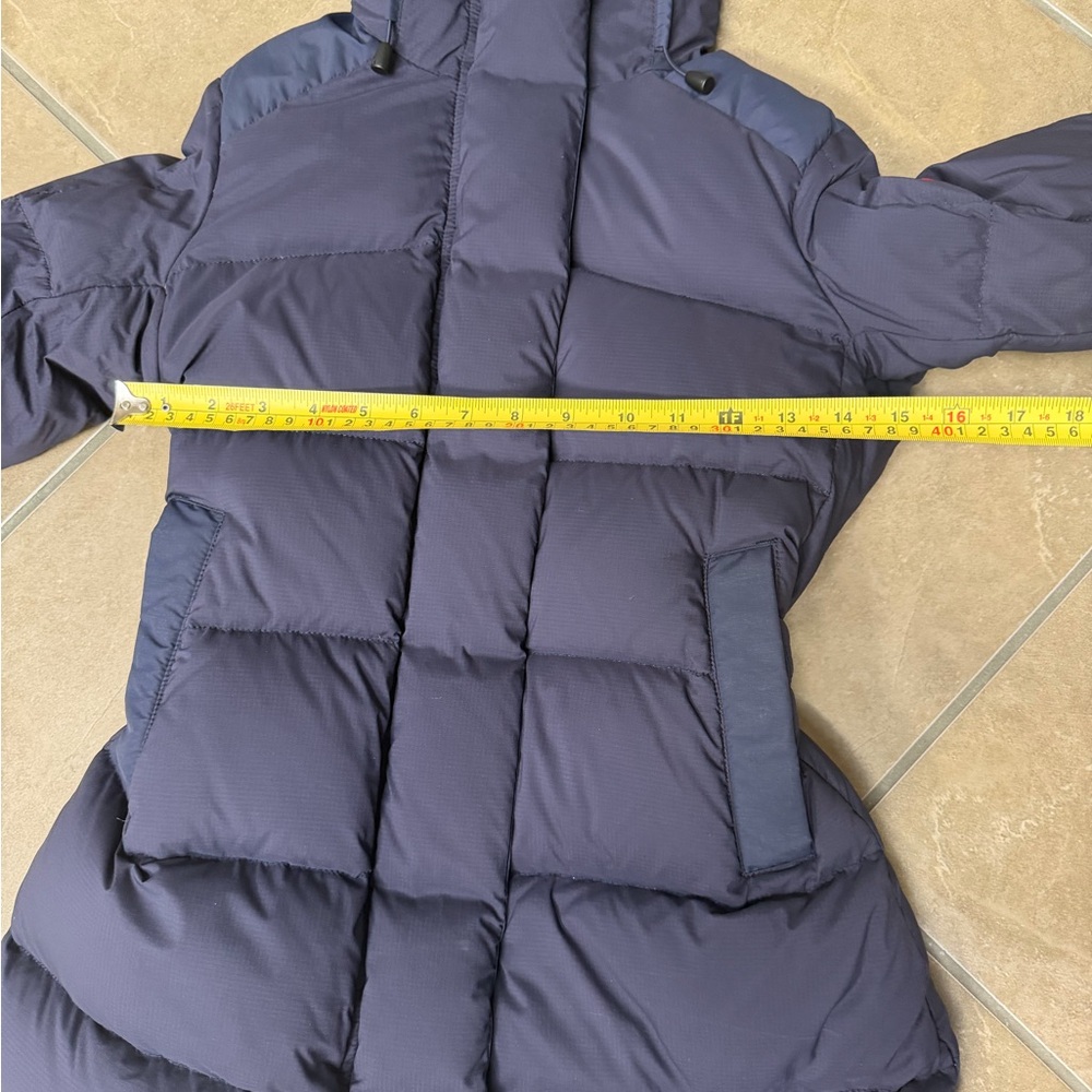 Canada Goose Women's Alliston Blue Puffer Jacket - Picture 10 of 10